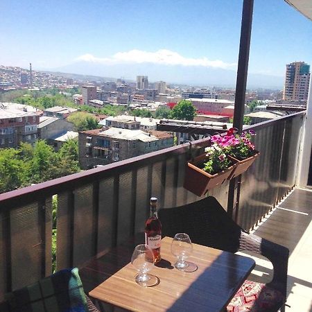 Lily'S Loft Apartment Yerevan Exterior photo