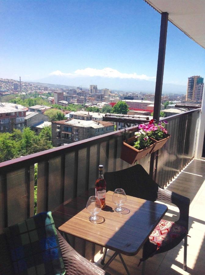 Lily'S Loft Apartment Yerevan Exterior photo